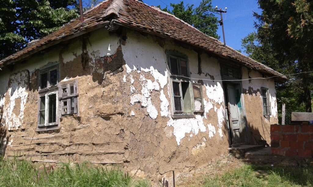 Projekat ima cilj da istraži trenutno stanje u oblasti socijalnih usluga za ljude koji žive u ruralnim područjima, kao i mogućnosti za poboljšanje sistema socijalne zaštite na Kosovu i u Srbiji.